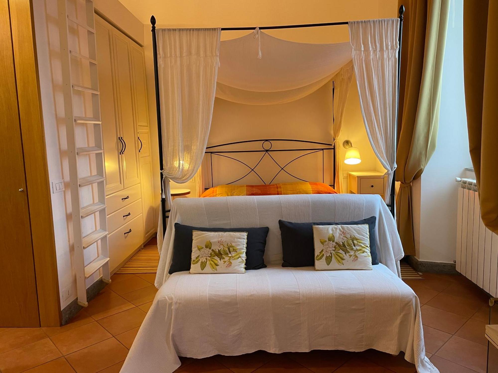Casa Vacanze Palazzo Primoli أريكتشيا المظهر الخارجي الصورة